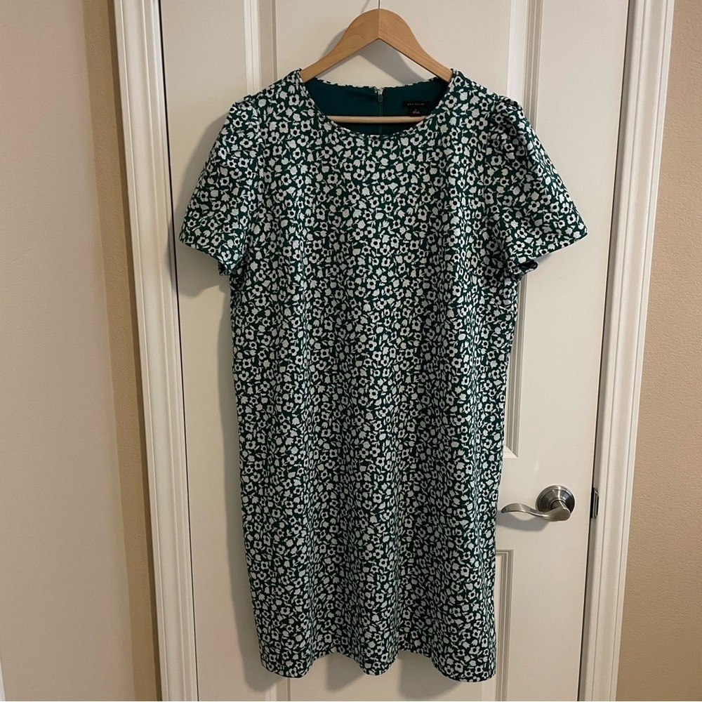 NWT Ann Taylor Floral Puff Sleeve Short Sleeve Shift Dress Green Size 16 - Picture 3 of 12